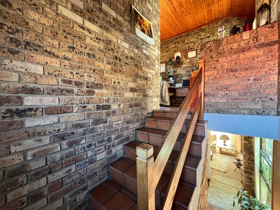 5 Bedroom Property for Sale in Heilige Akker North West